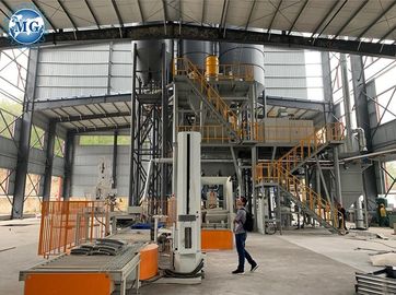 Type adapté aux besoins du client de tour de tension usine adhésive de tuile automatique avec le système de palletisation